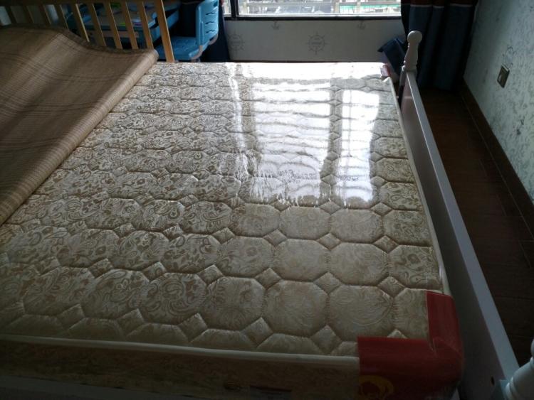 床墊塑料膜要不要撕？真相原來(lái)是這樣！